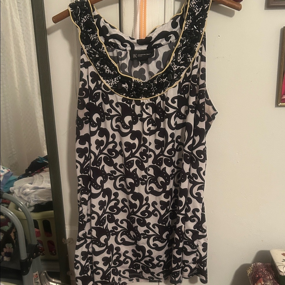 INC International Concepts Black and White Sleeveless Blouse